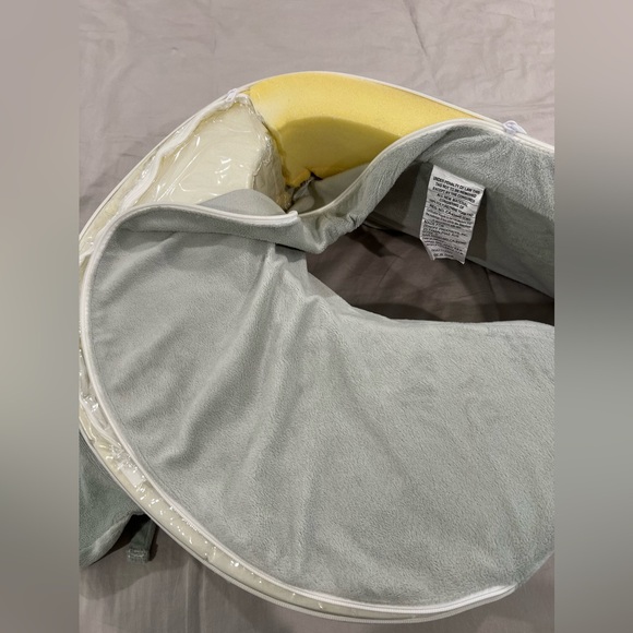 My Brest Friend Super Deluxe Nursing Pillow in Platinum - Picture 2 of 4